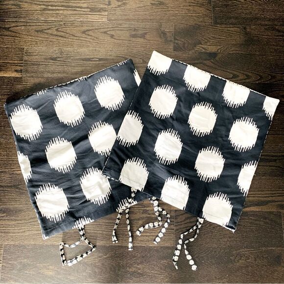 🖤🤍Ikea Two SOMMAR Cushion Covers - Picture 1 of 6